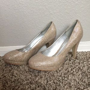 Gold Sparkly Bella Luna Heels